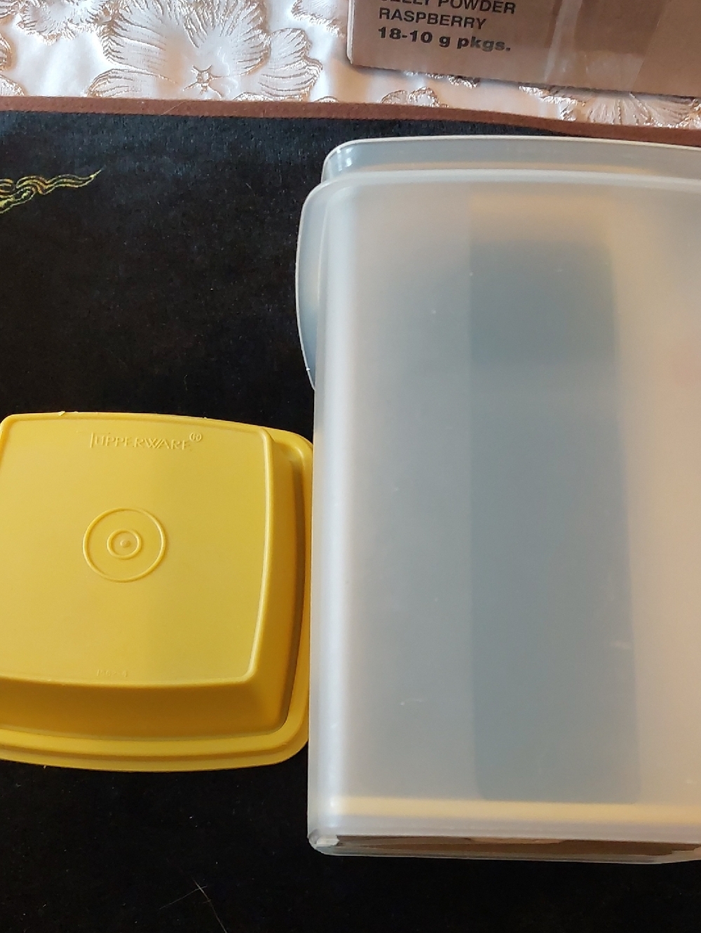 Tupperware Vintage Pickle Jar Mess Free Yellow